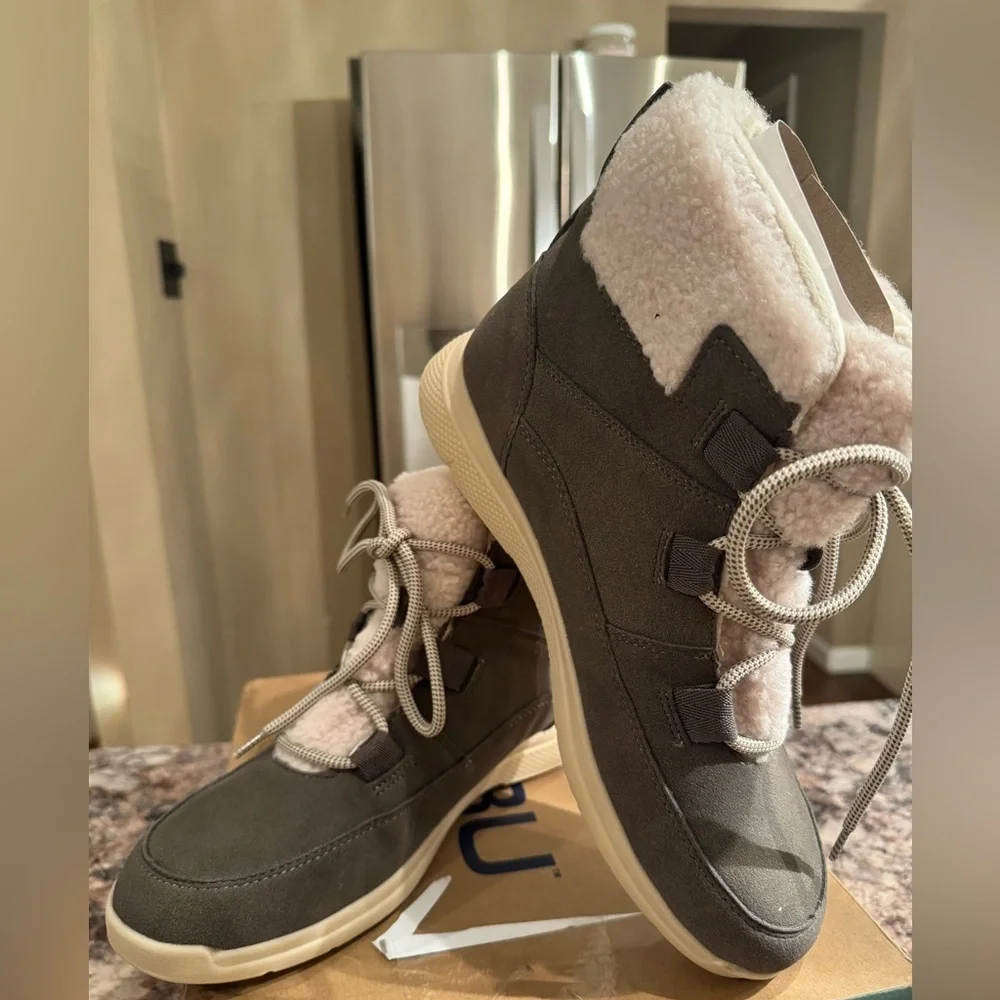 JBU by Jambu Freeze snow boots